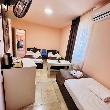 Marnar Hotel يريفان المظهر الخارجي الصورة