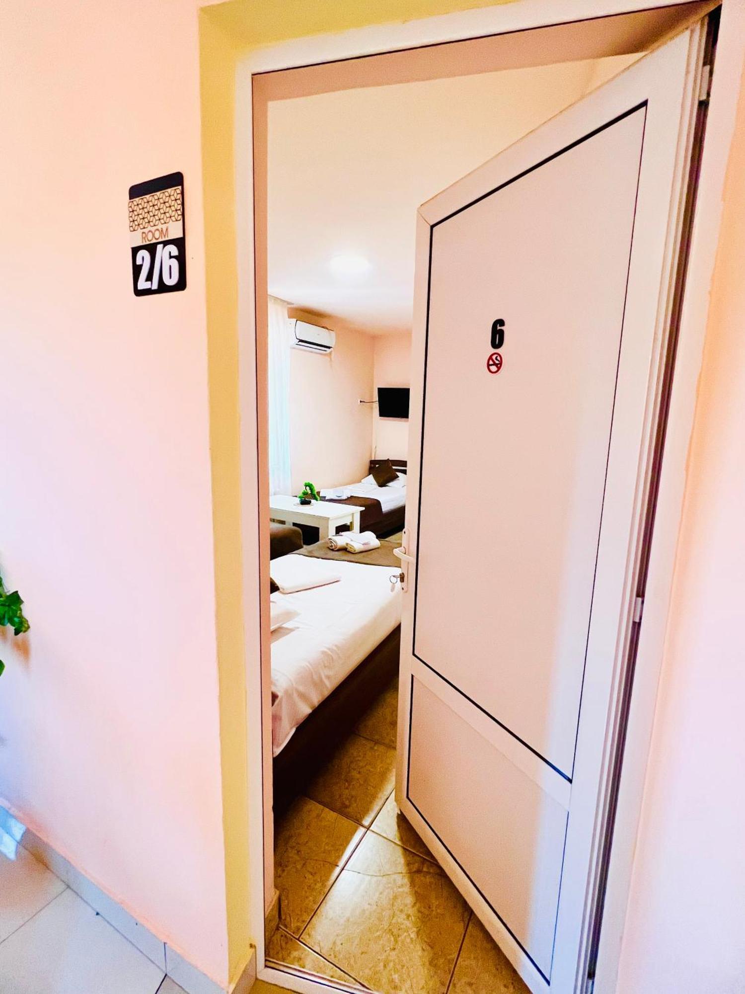 Marnar Hotel يريفان المظهر الخارجي الصورة